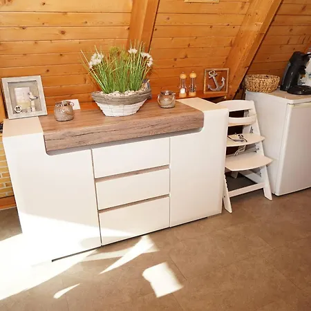 Zeltdachhaus Mit W_lan _ 2 X Tv